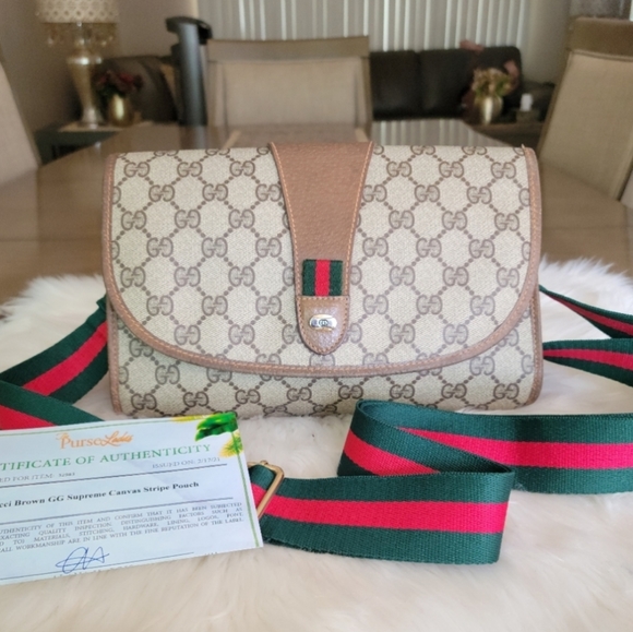 Gucci Handbags - 100% Authentic Gucci vintage web sherry line clutch crossbody
